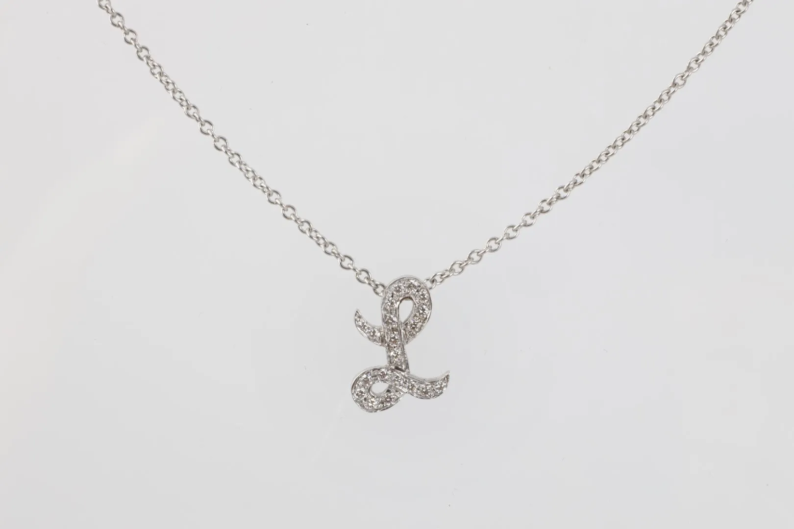 16’’ 14k White Gold 0.20ctw Diamond “L” Necklace (4.60g.)