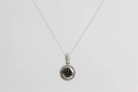 18'' 14k White Gold 0.16tcw Black & White Diamond Pendant Necklace (1.80g.)