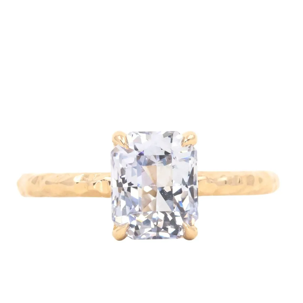 3.05ct Radiant Cut Sapphire Evergreen Solitaire in 14k Yellow Gold