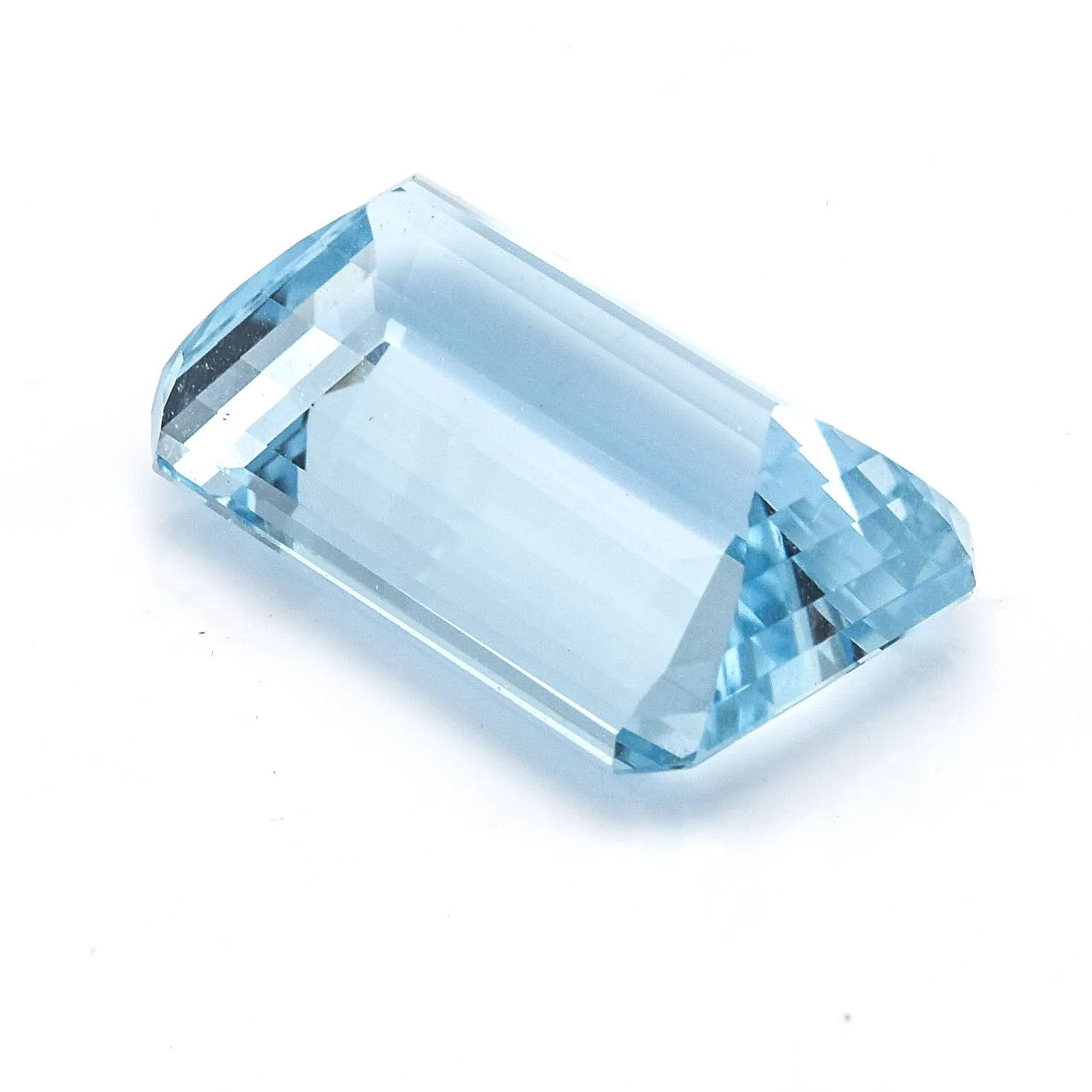 $8,568.75 IJA Appraised 13.71 Ct Blue Emerald Cut Aquamarine 18.2x12.17x7.88 mm