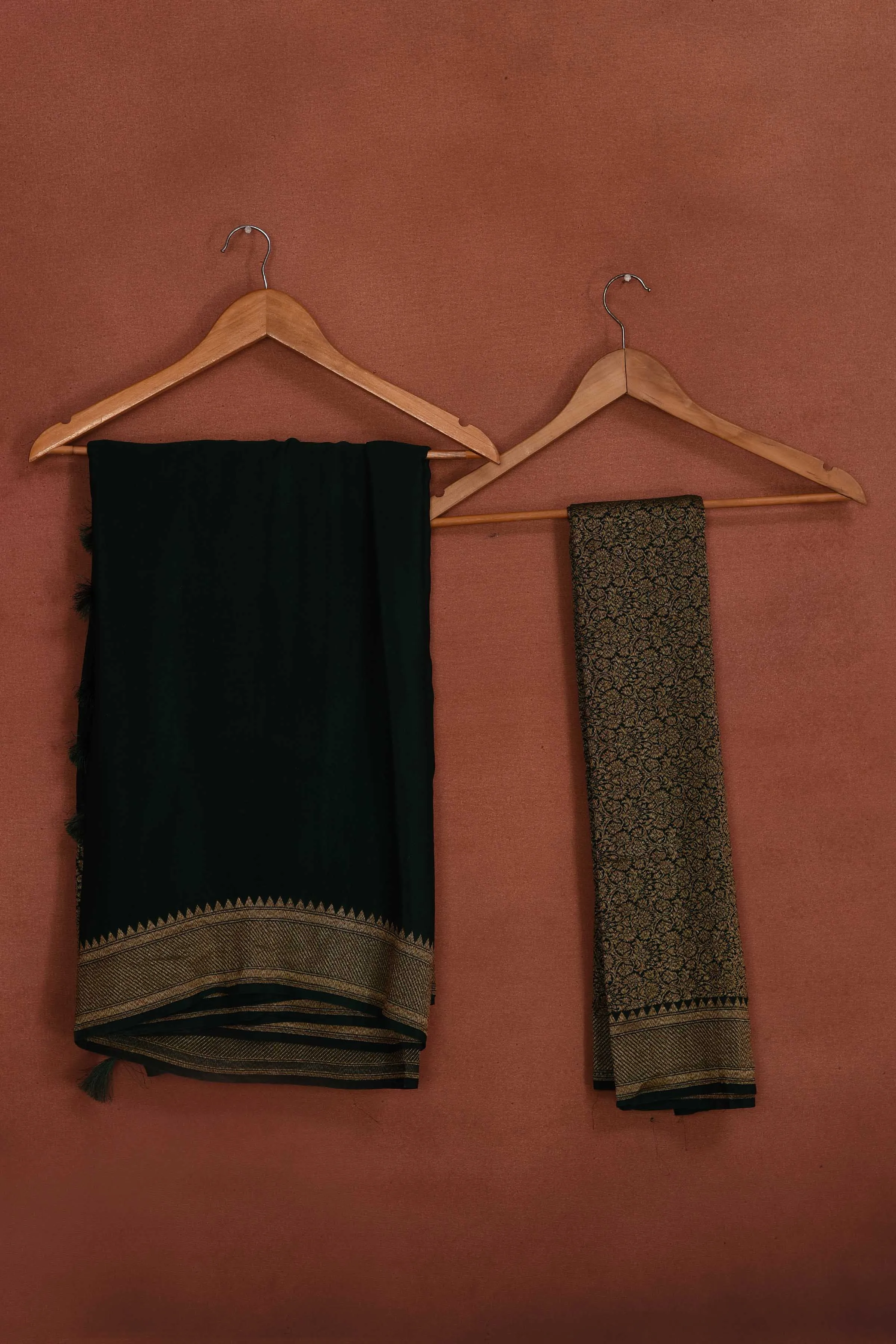 91A155-RO Bottle Green Crepe Banarasi Saree with Zari Border