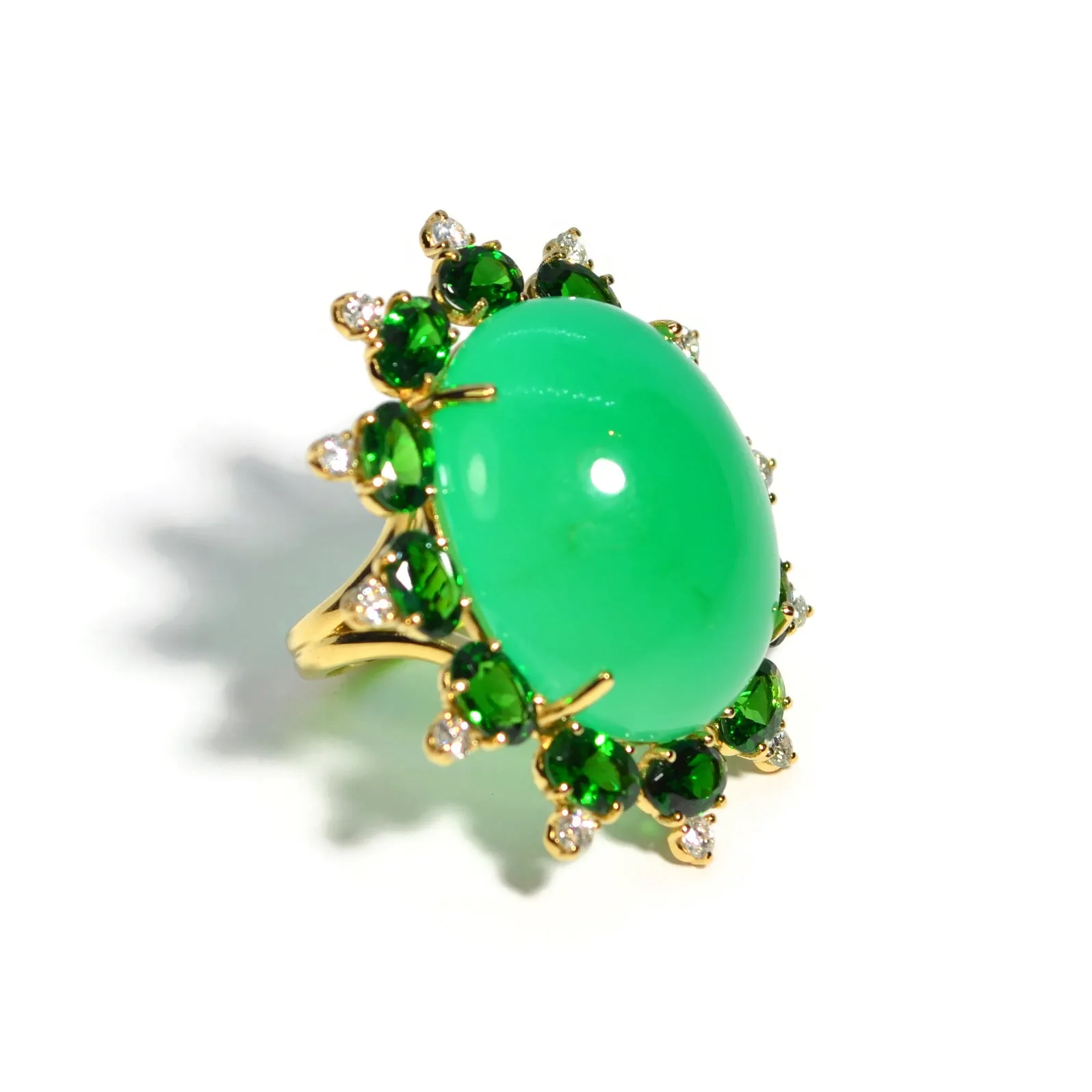 A & Furst - Sole - Cocktail Ring with Natural Chrysoprase, Tsavorite Garnet and Diamonds, 18k Yellow Gold