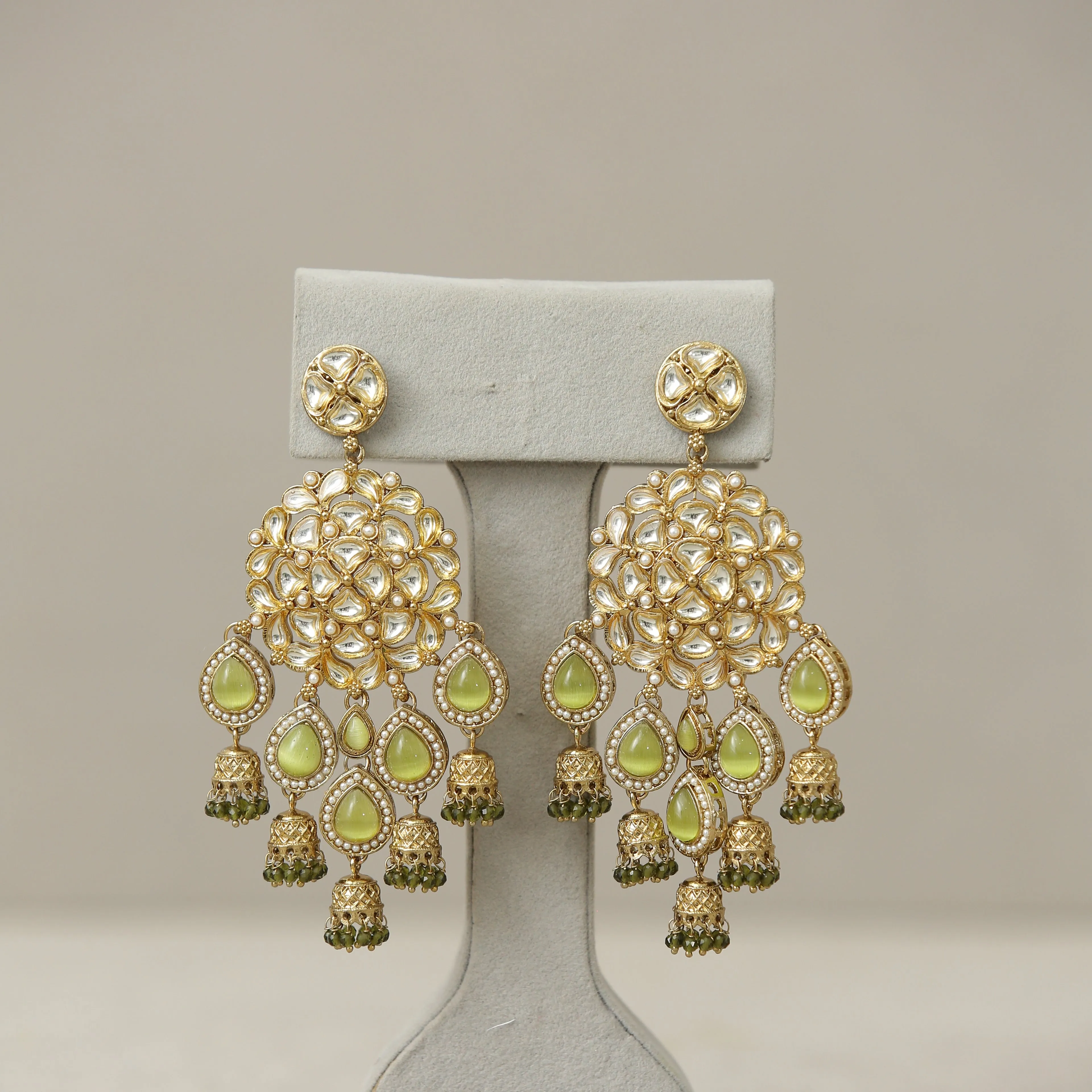 Aditi Kundan Earrings