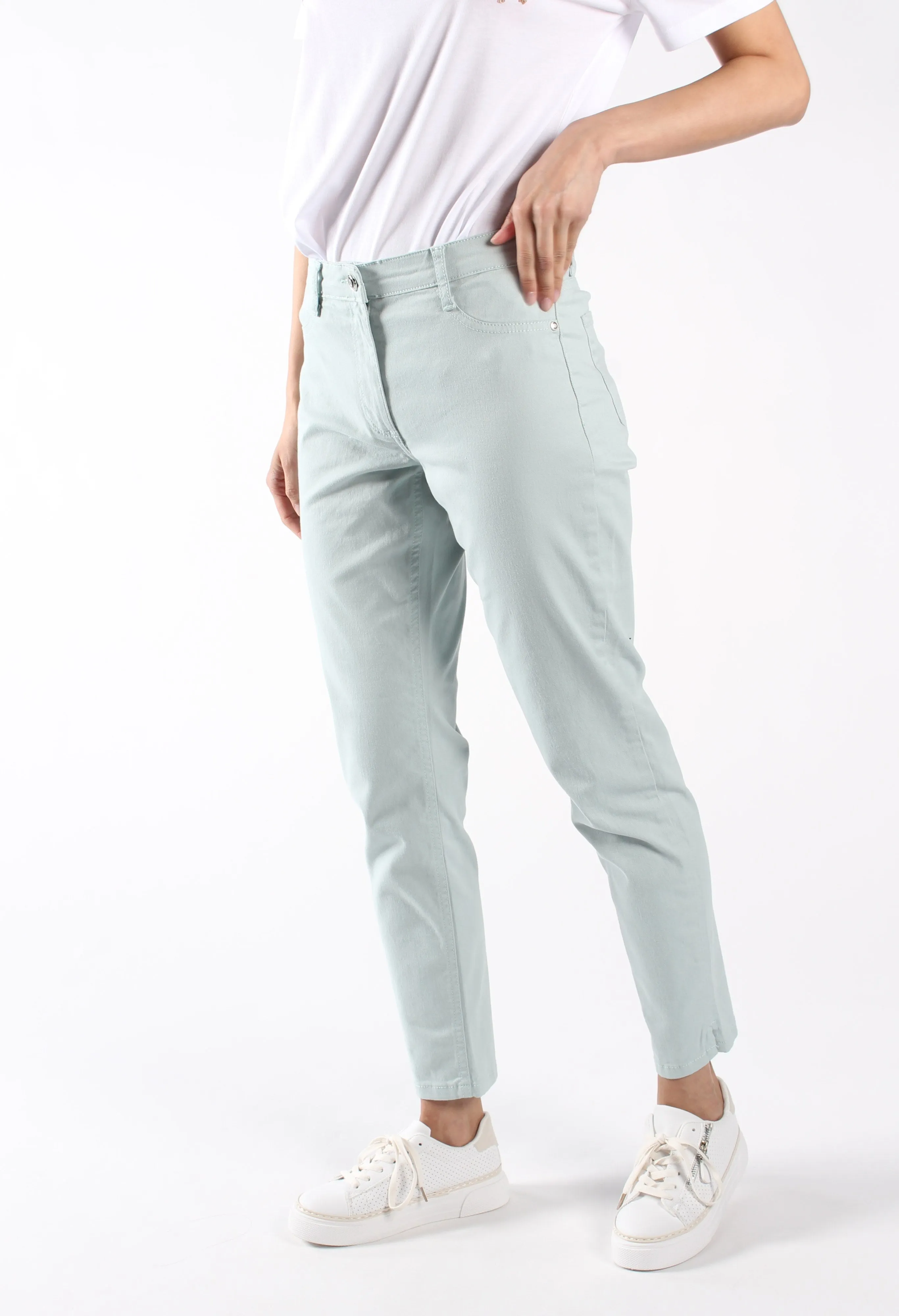 Basic Pants with attached pockets