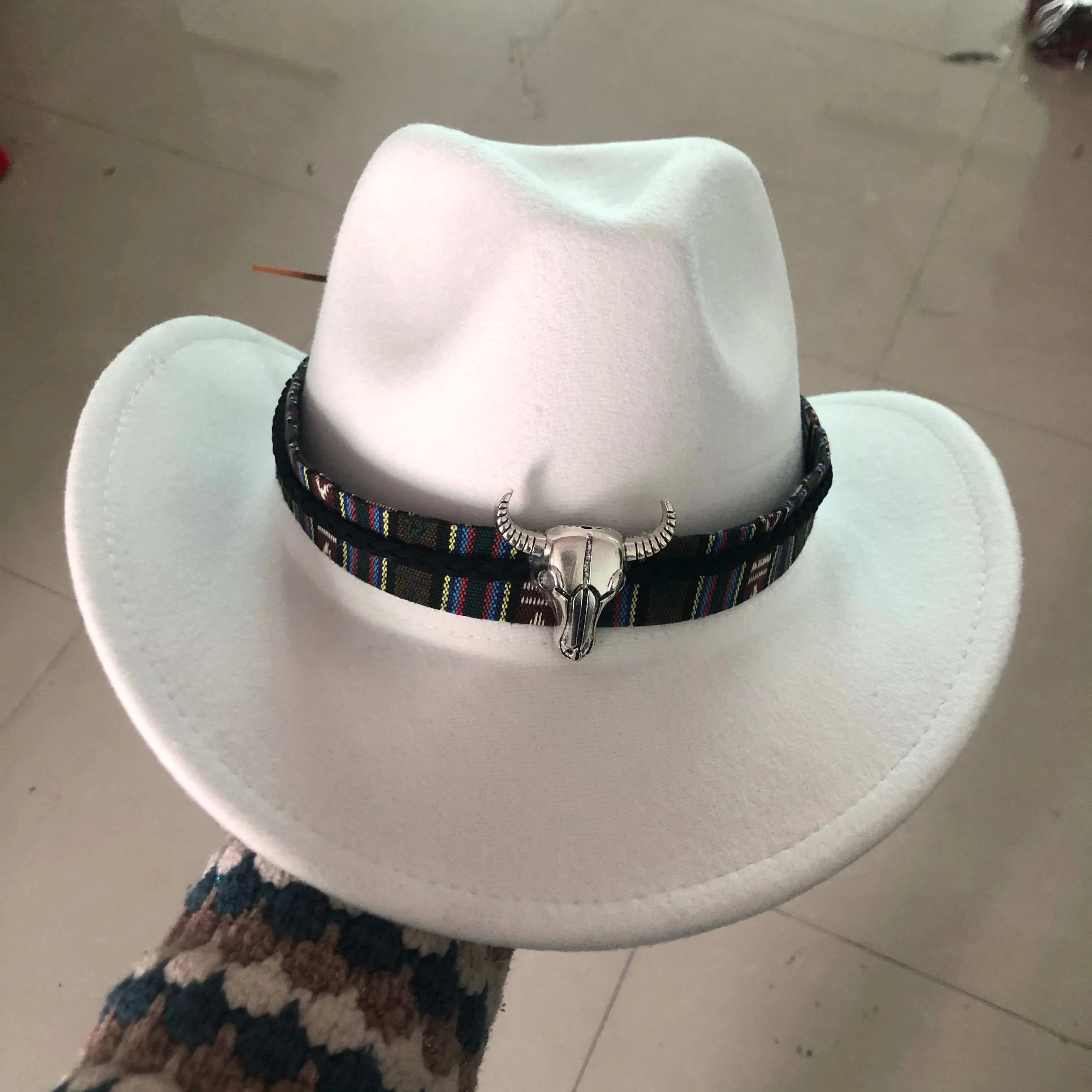 Cowboy hat cow head accessories cowboy hat monochrome felt hat men and women big brim outdoor hat knight hat