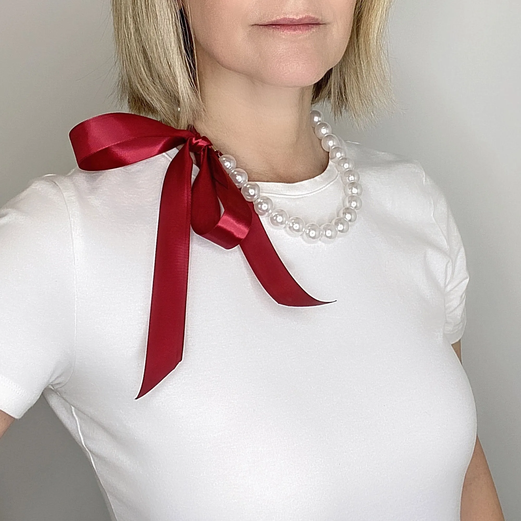 DOTTY red ribbon pearl necklace