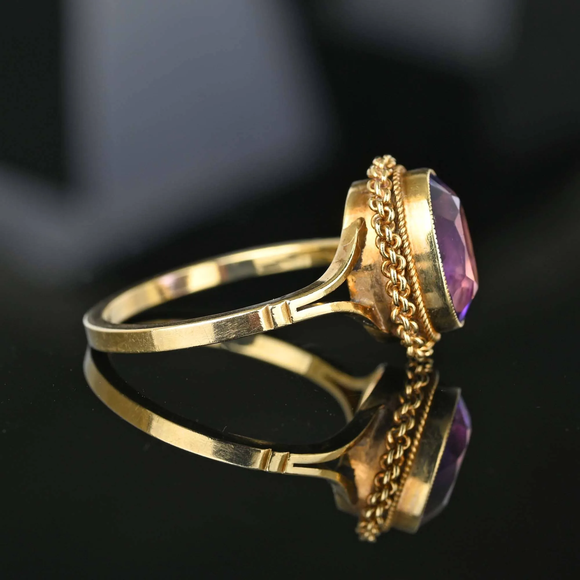 Fine Vintage 2.5 CTW Natural Amethyst Ring in Gold