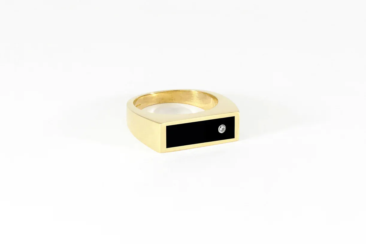 Legier :: Onyx w/Diamond Small Signet Ring