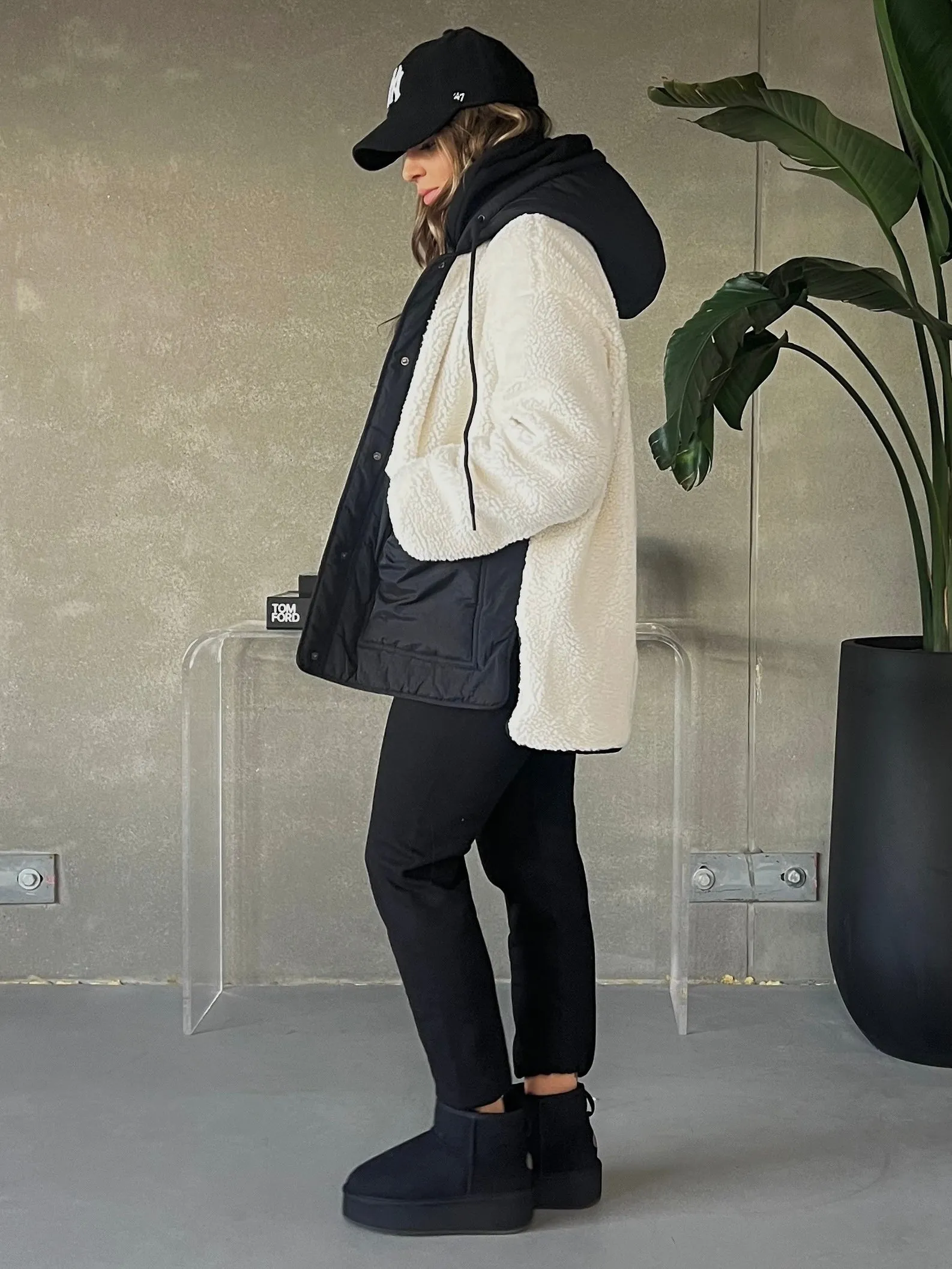 LOST IN LUNAR Halle Hooded Sherpa Jacket