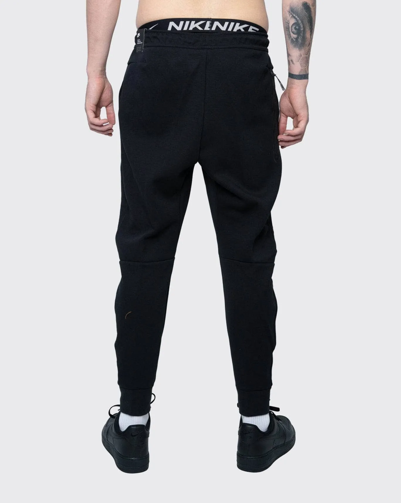 nike tech fleece jogger