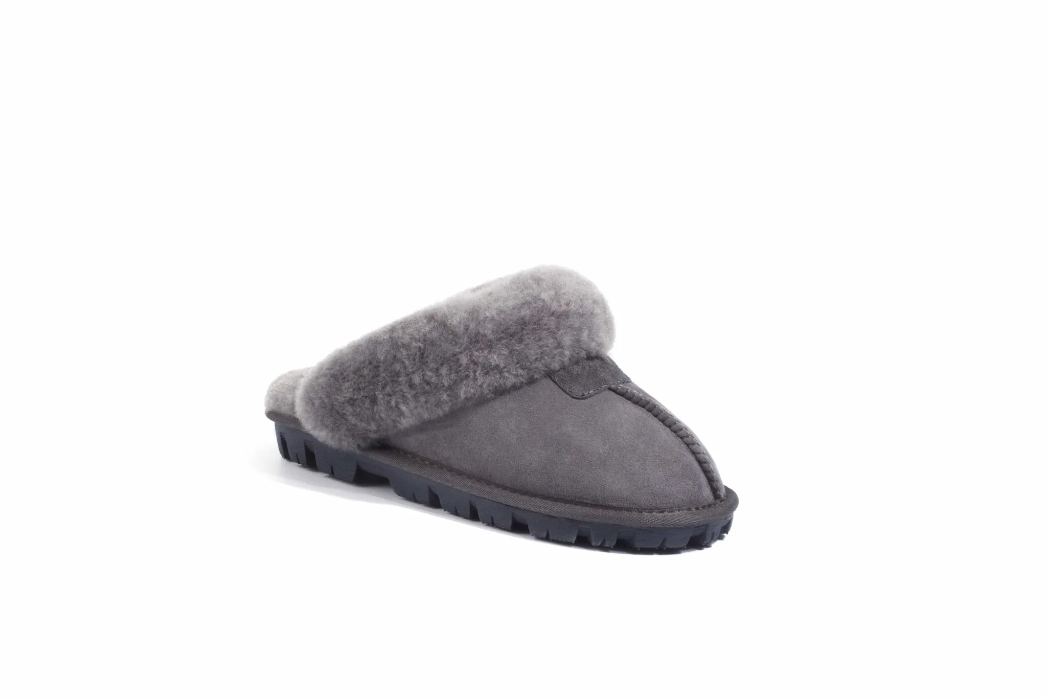 UGG Platinum Scuff